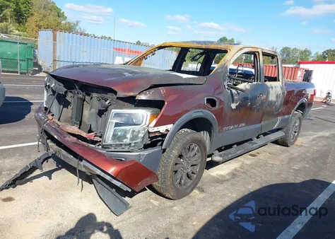 2017 Nissan Titan Xd Platinum Reserve Diesel z USA, uszkodzony, nr VIN 1N6BA1F45HN557391